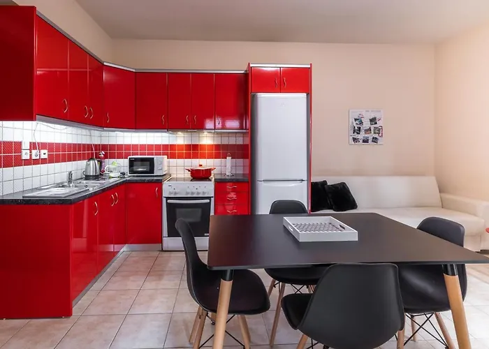 In Kefalonia * Argostoli (Kefalonia)